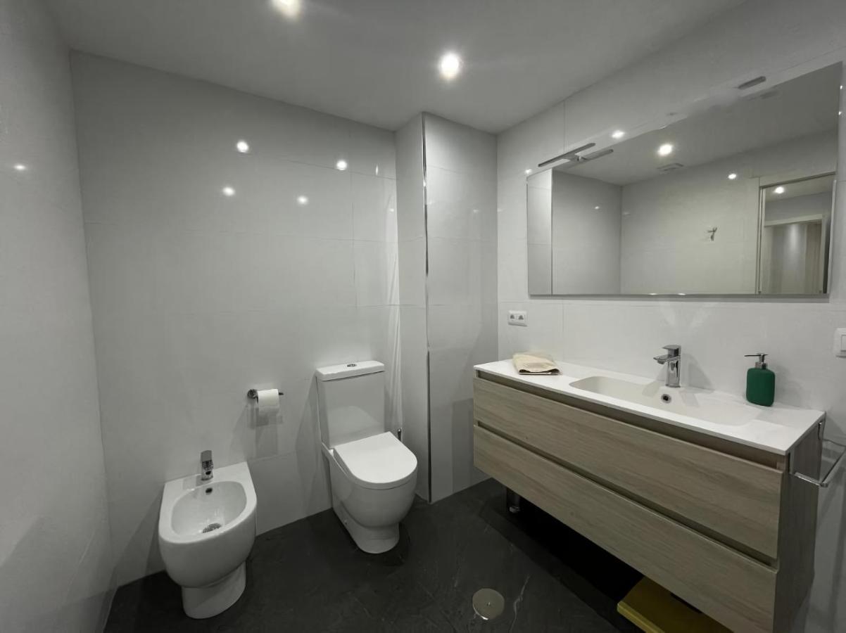 Amplio Y Moderno Piso De 4 Habitaciones Y Terraza Pontevedra Exterior foto